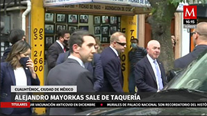 Alejandro Mayorkas sale de taquería en Ciudad de México