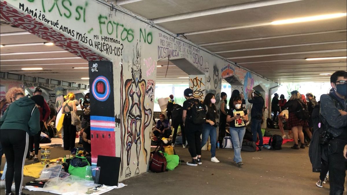 Los comerciantes LGBT+ han tenido varios enfrentamientos con vendedores de la zona. (Ramón Ramírez)