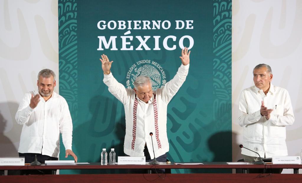 AMLO en Michocán. (Ariel Ojeda)