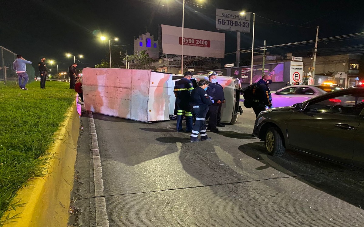 La camioneta intentaba huir de un choque provocado más atrás | Enrique Luna