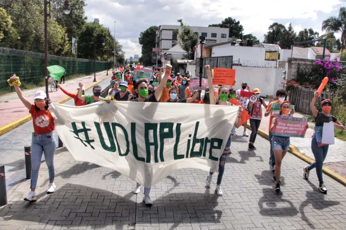 Manifestación por Udlap libre. (Melanie Torres)