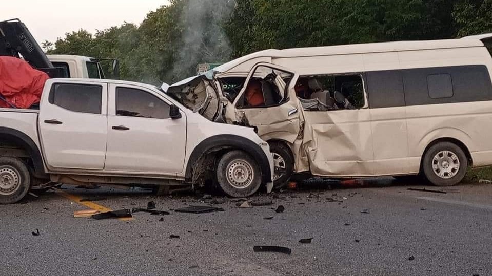El accidente dejó como saldo cinco personas sin vida y una docena de lesionados. Foto: Especial
