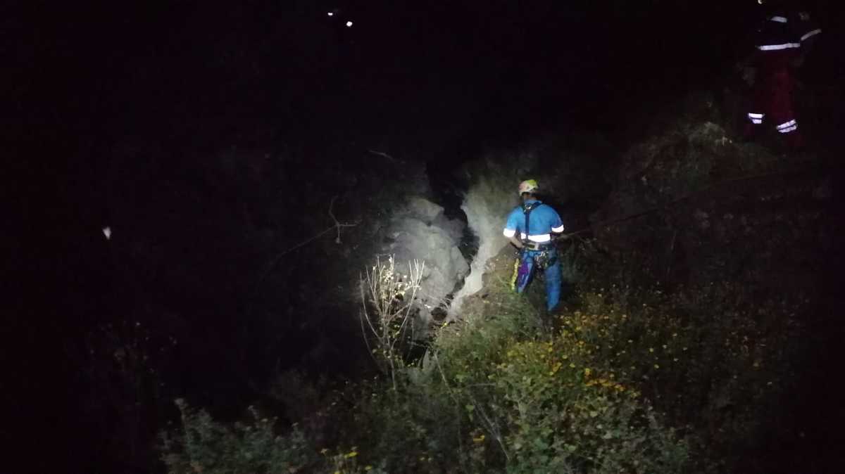 El hombre de 37 años cayó de una altura de 20 metros cuando intentaba tomarse una fotografía. | Especial
