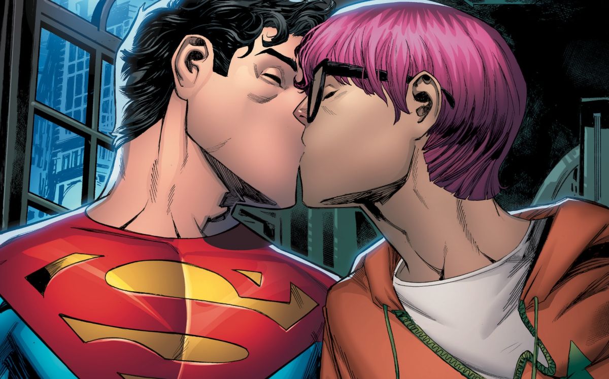 Superman se declara bisexual (DC Comics).