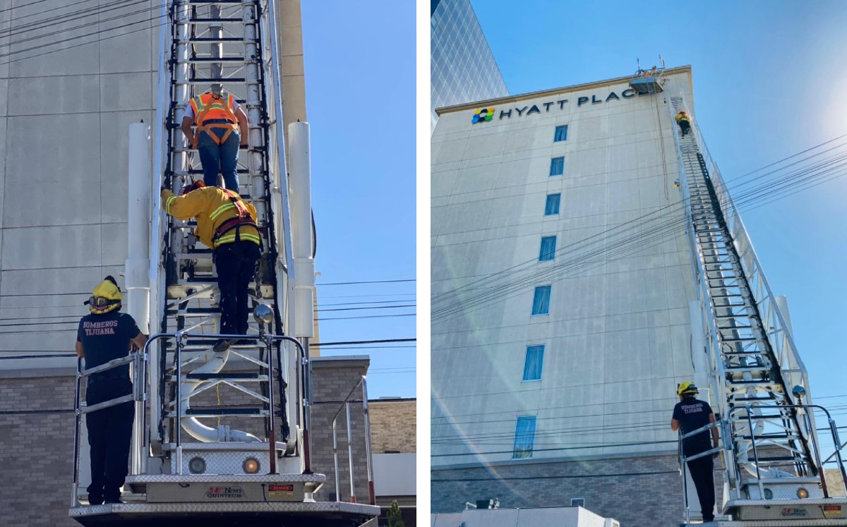 Los bomberos realizó el rescate con apoyo de una escalera telescópica. (Especial)