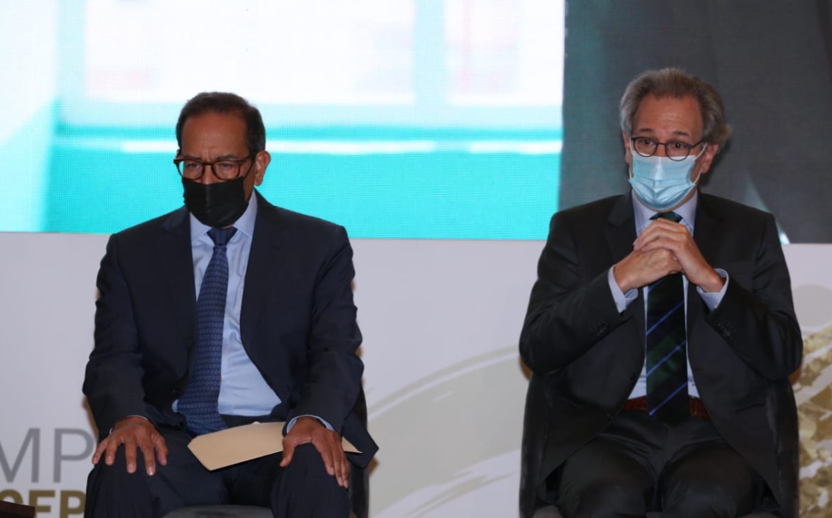 Carlos Salazar Lomelín, presidente del CCE y Antonio del Valle, presidente del CMN. Foto: (Octavio Hoyos)