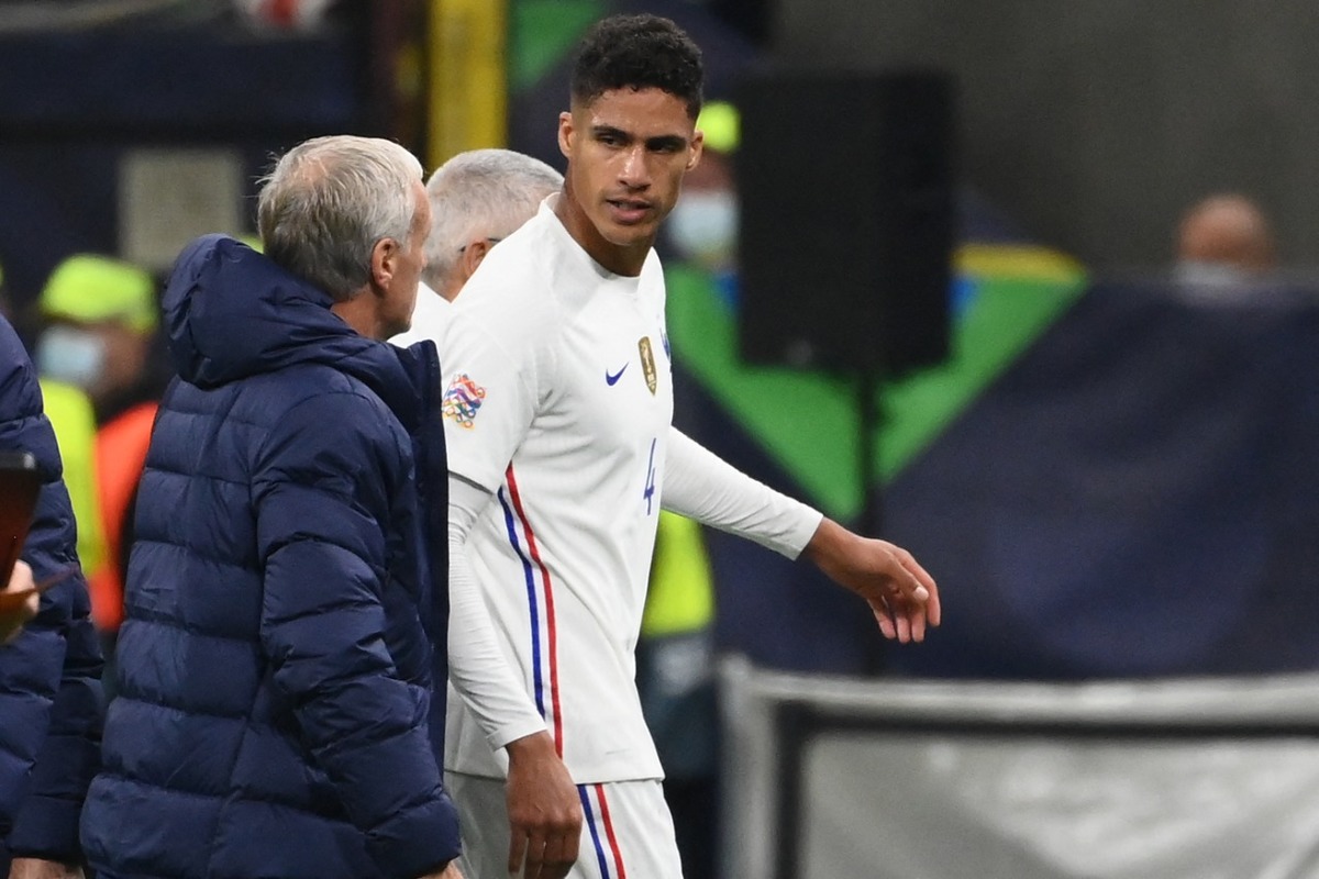 Raphael Varane con la selección de Francia (AFP)