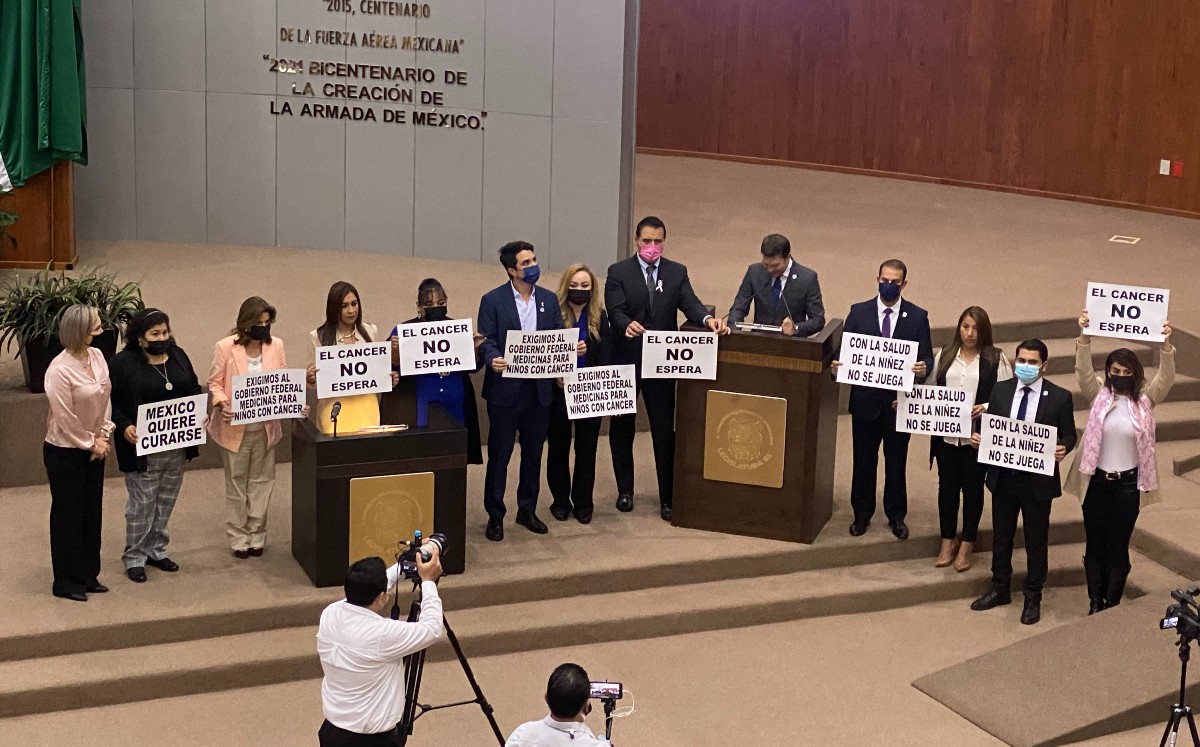 Bancada del PAN de 65 legislatura pide medicamentos para niños con cáncer. (Antonio Hernández)