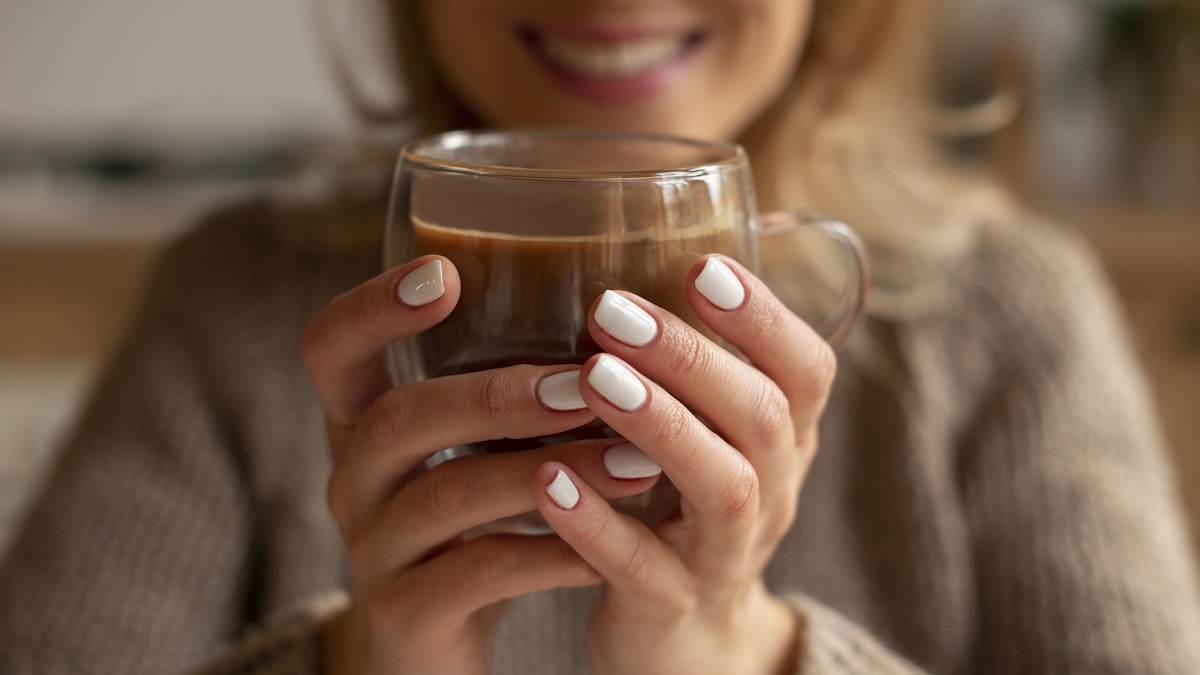 Para climas frescos, lo mejor es mantenerse cálidos con bebidas calientes. (freepik.es)