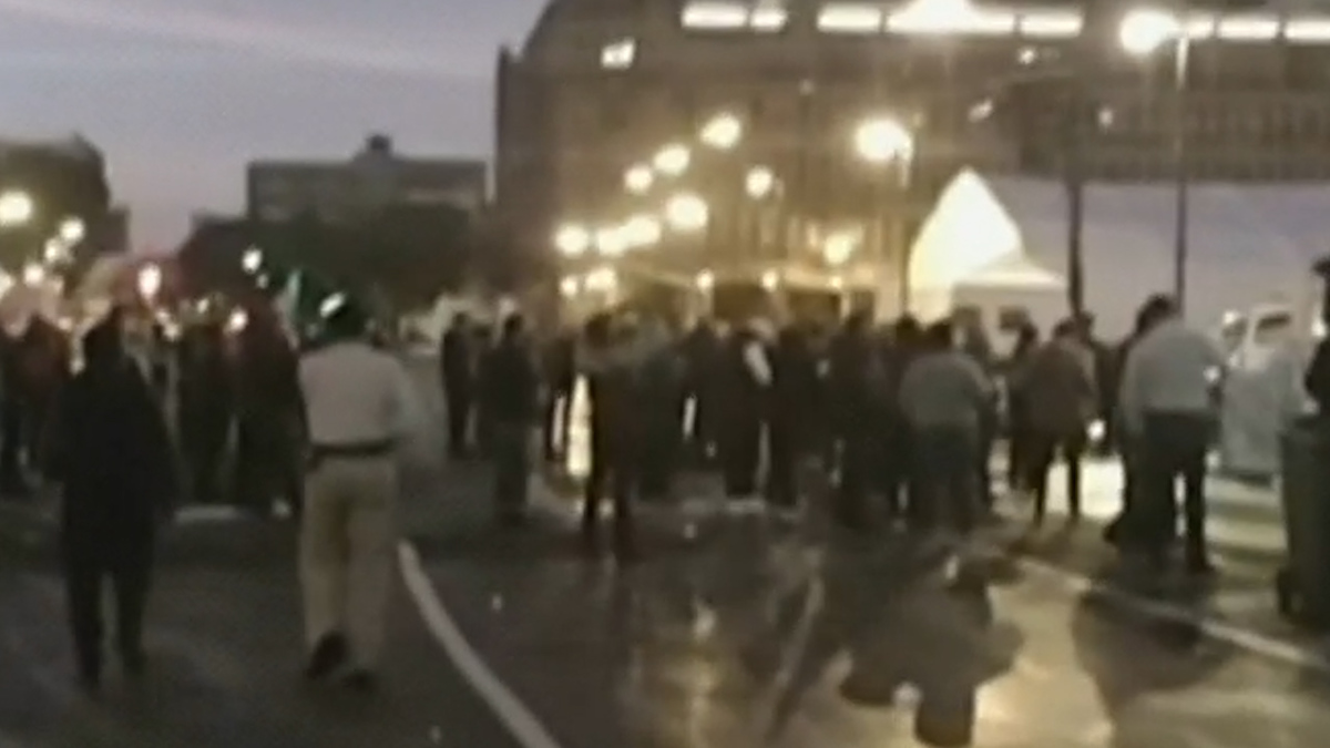 Telefonistas protestan en el zócalo de la CdMx