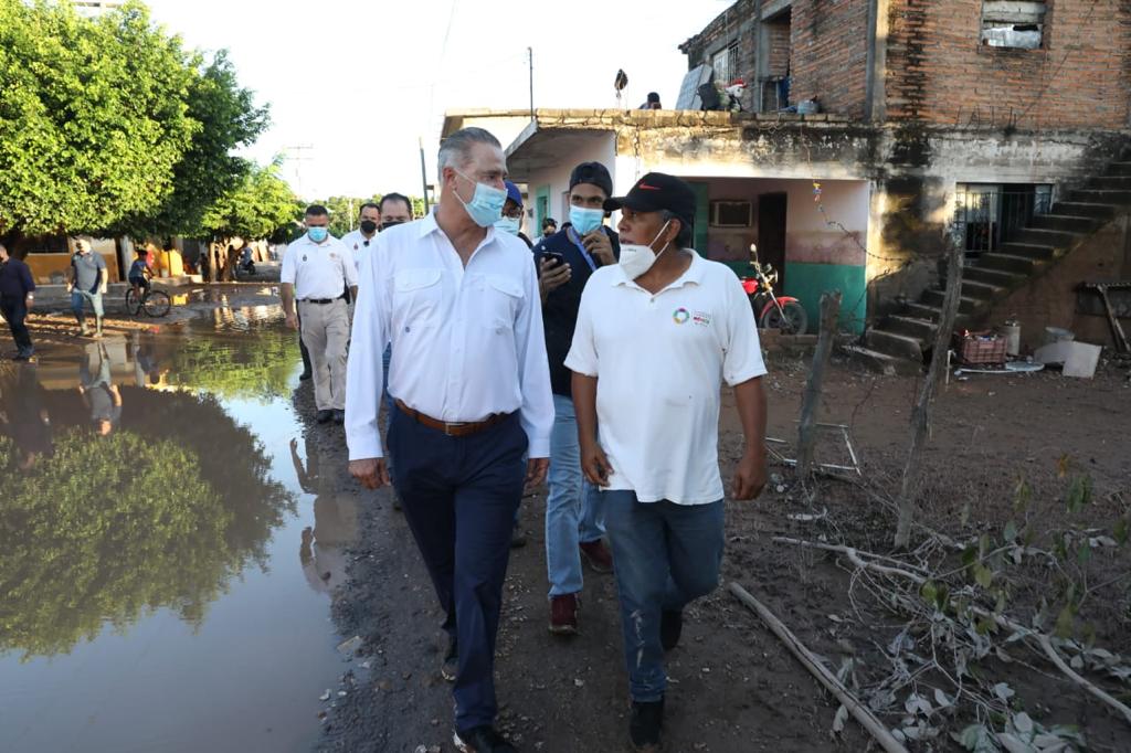 Por la tarde realizó algunos recorridos de supervisión. (Adriana Carlos)