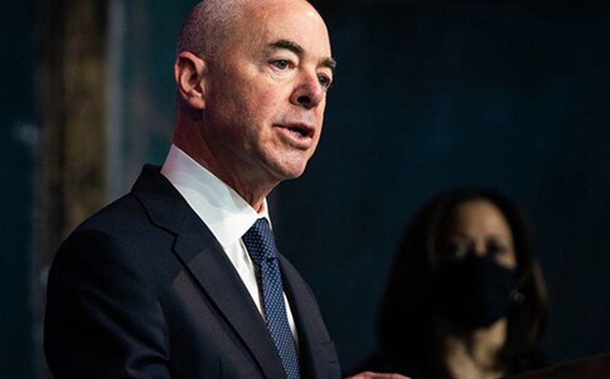 EU y 4T negocian revivir plan Quédate en México