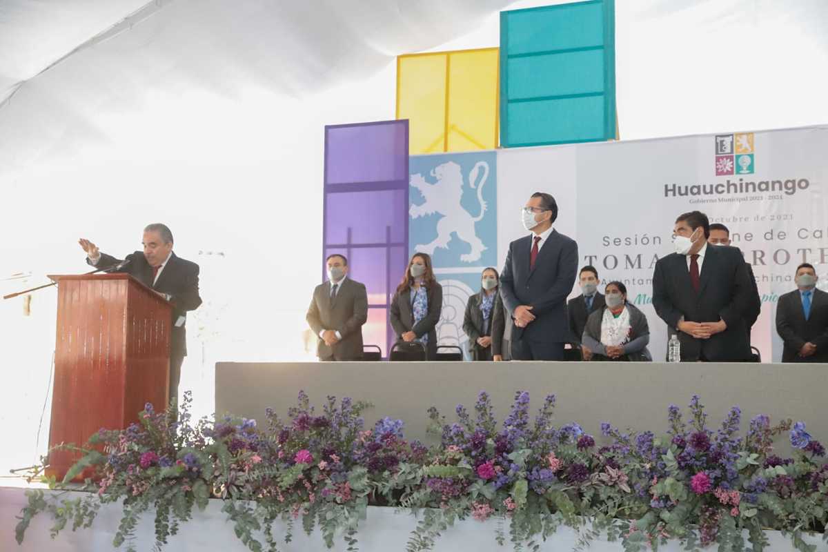 Rogelio López Angulo asume alcaldía de Huauchinango. (Especial)