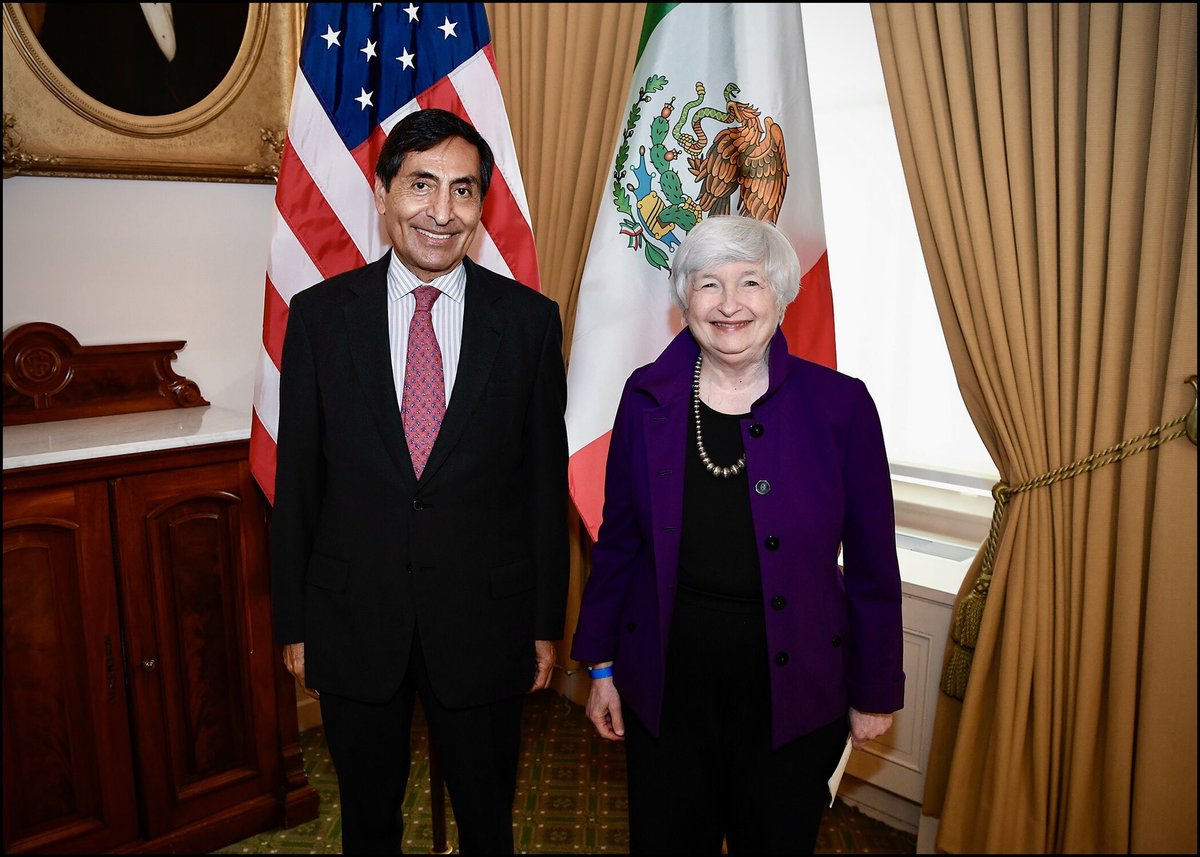 Rogelio Ramírez de la O con Janet Yellen (Twitter)