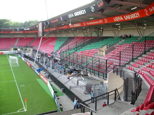 Estadio del NEC Nijmegen (Especial)