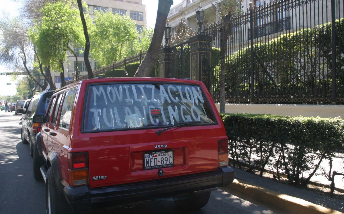 López Obrador dio a conocer que la cuota para regularizar cada auto “chocolate” sería de 2 mil 500 pesos. | Cuartoscuro/Archivo