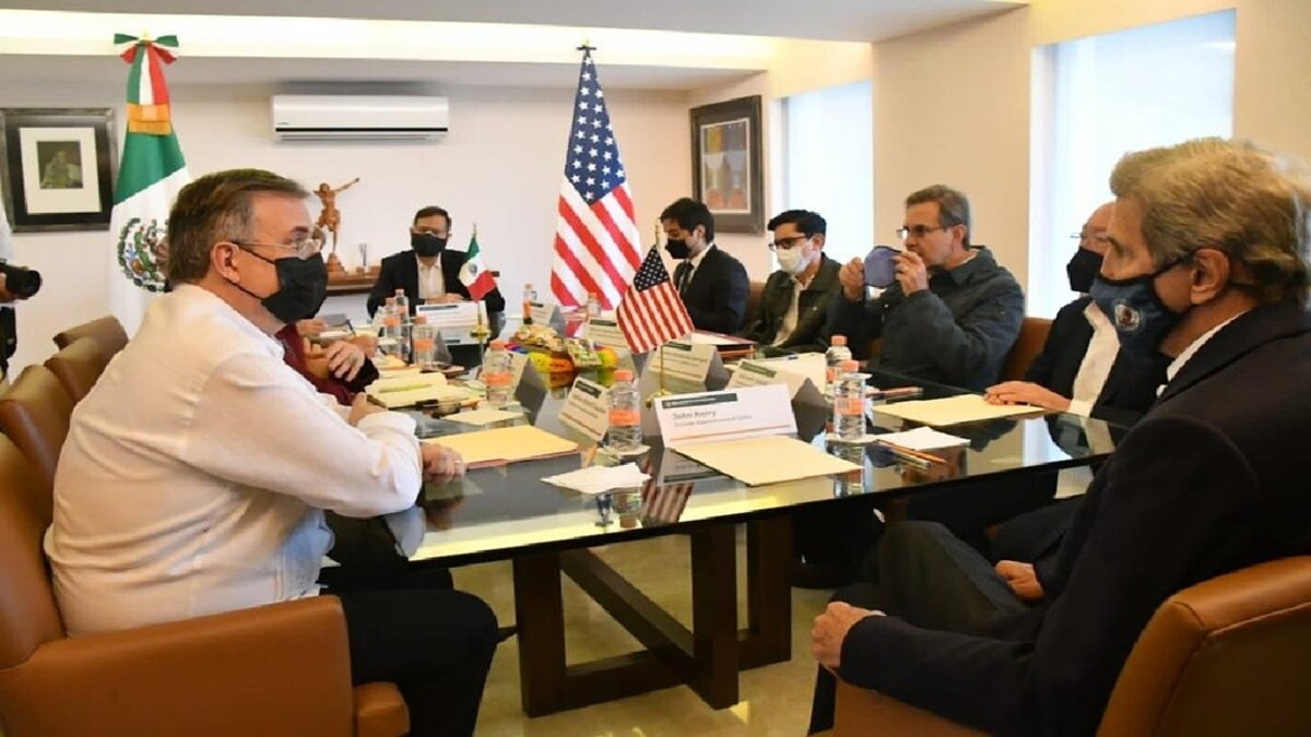 Ebrard y John Kerry discuten sobre cambio climático, previo a visita con AMLO a frontera