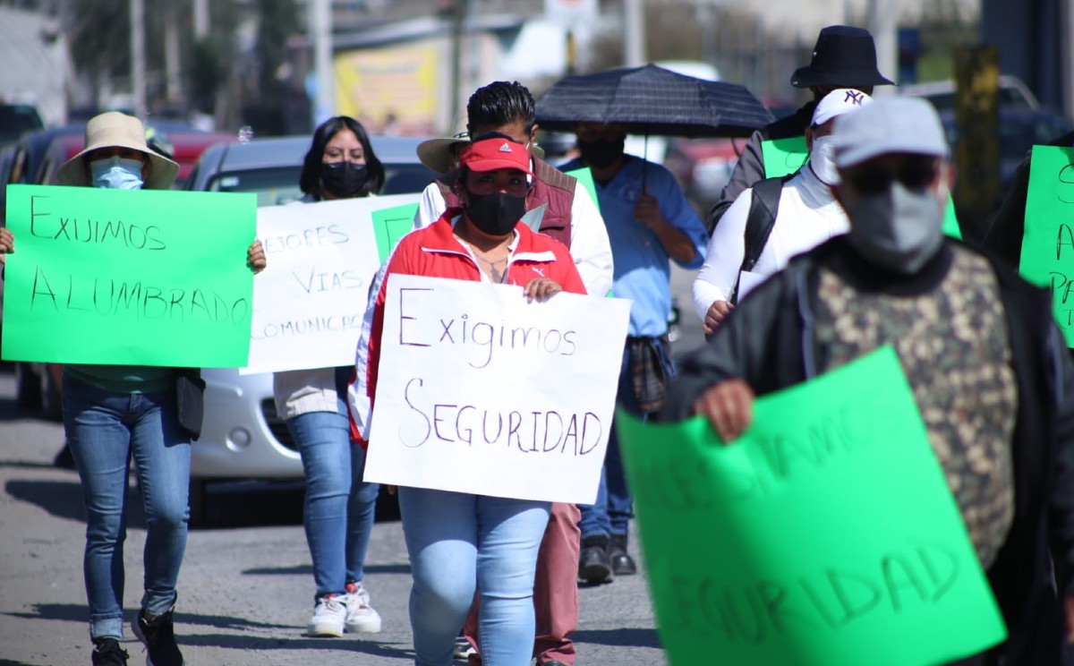 Hay diversas calles y avenidas principales sin alumbrado público, dijeron. | Abadiel Martínez