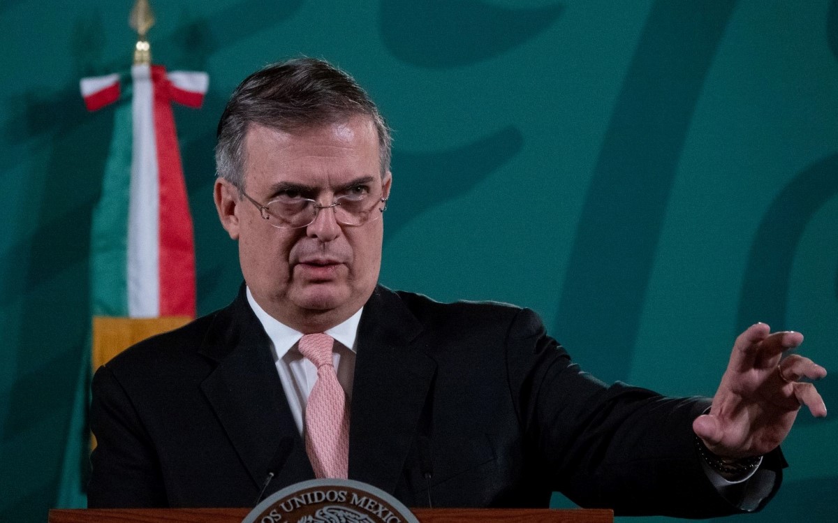 Ebrard aseguró que actuó de forma profesional ante la construcción de la L12. | Cuartoscuro
