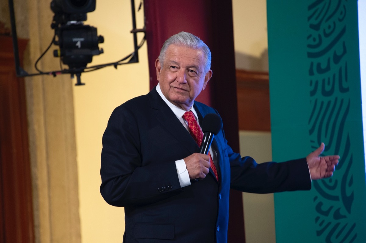 “Es lo que conviene al país”, dice AMLO sobre el Paquete Económico 2022 | Especial