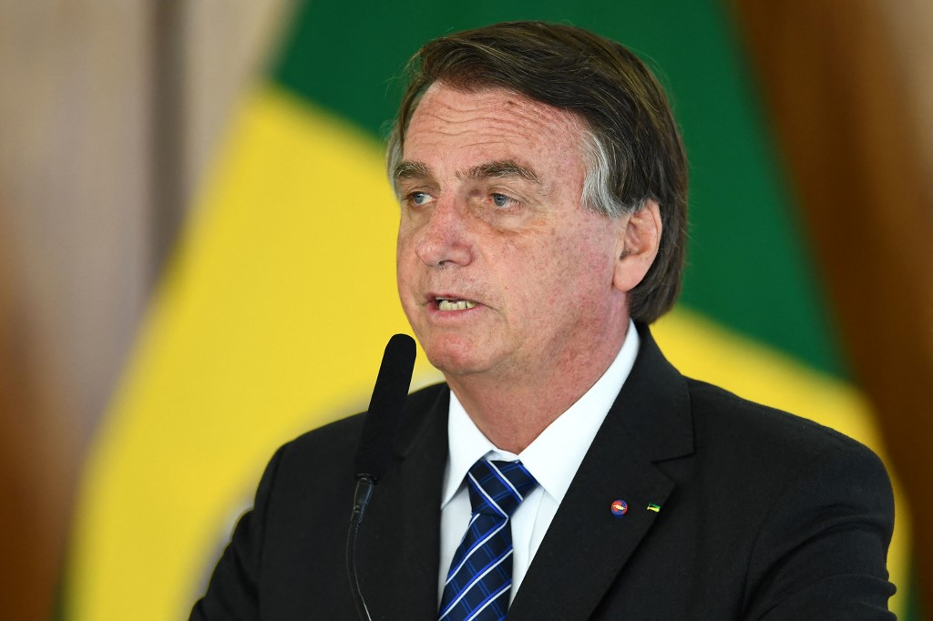 El presidente de Brasil, Jair Bolsonaro, está siendo investigado por el Senado de Brasil. (AFP)