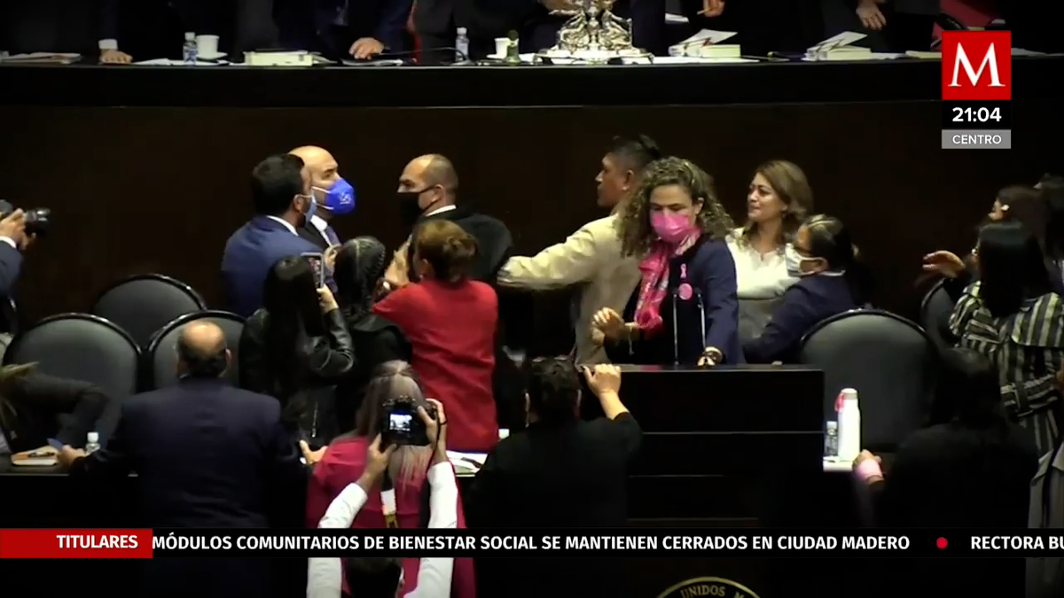 Diputados protagonizan trifulca en Cámara de Diputados
