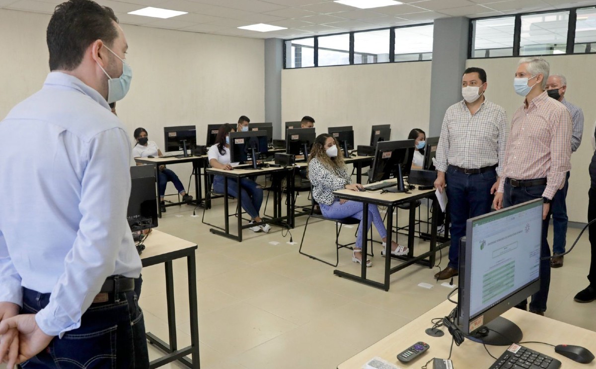 El Ejecutivo estatal señaló que se continúan retomando los servicios educativos de manera presencial.