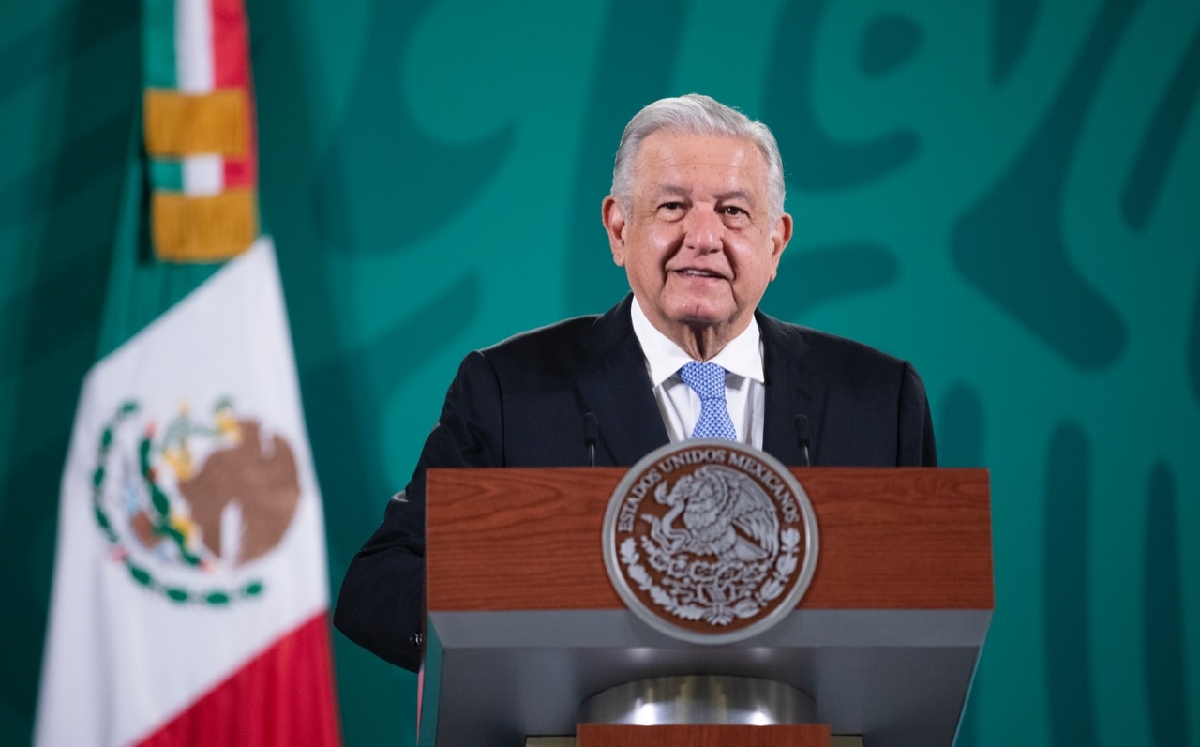 El mandatario criticó que se comercialicen productos que dañan la salud de los mexicanos. (Cortesía)