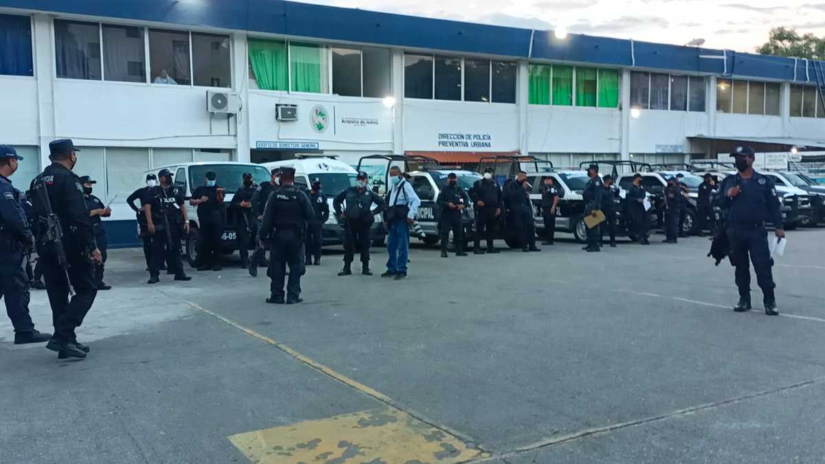 Están dados de baja y desconocen los motivos.