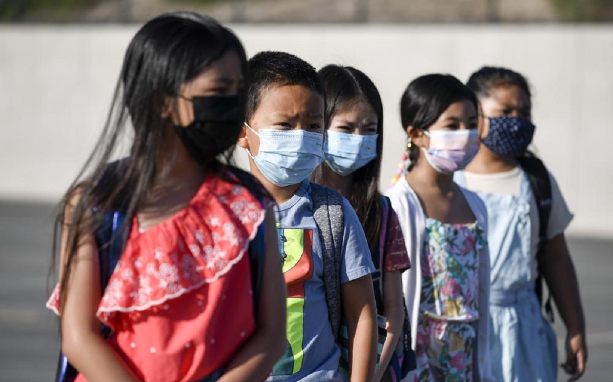 Niños de 5 a 11 años serán vacunados con Pfizer en EU. (AP)