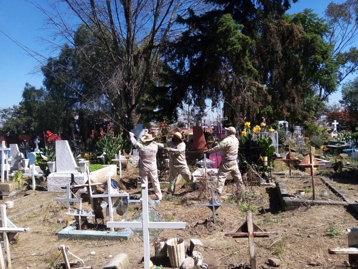 En Tlalpan, preparan dispositivo de seguridad en panteones. (Leonardo Lugo)