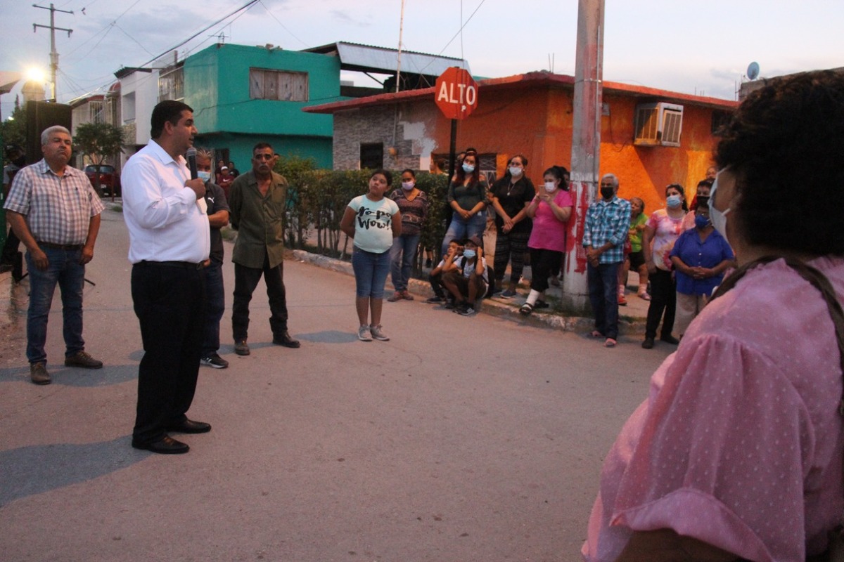 Los colonos expresaron sus inquietudes respecto de la problemática que han padecido por más de 40 años. | Especial