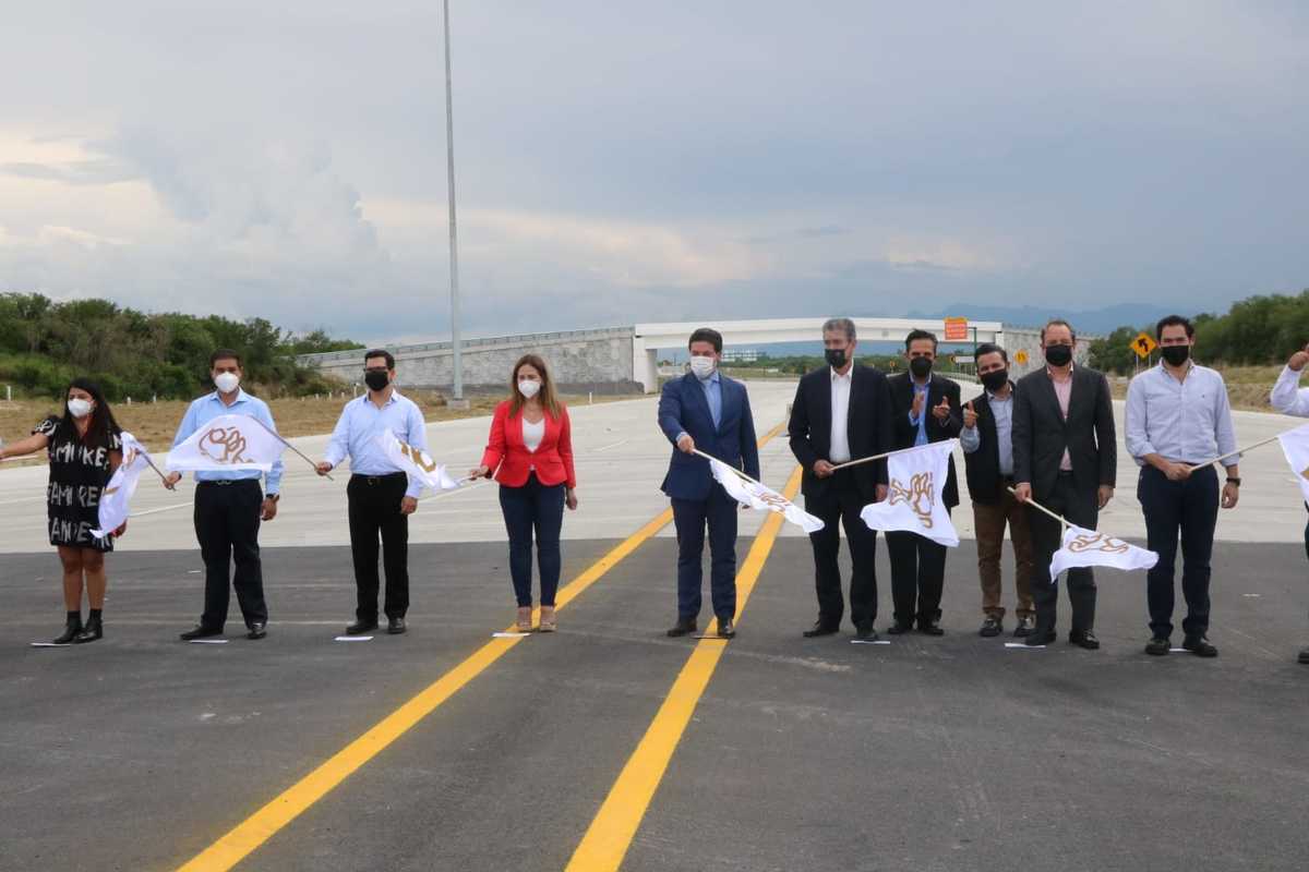Inaugura gobernador de Nuevo León la tercera etapa del Anillo Periférico. Foto: Leonel Rocha