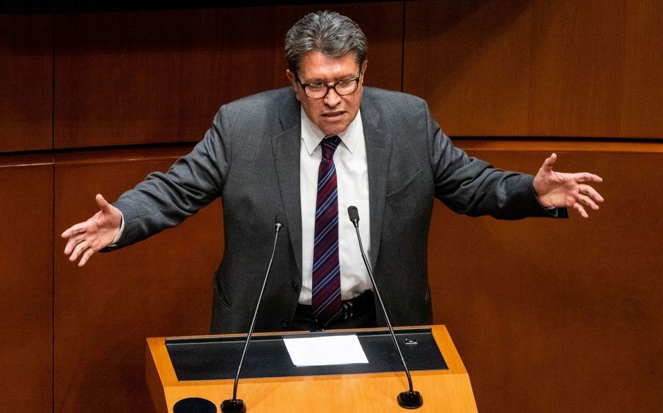 Monreal prevé intensa actividad legislativa hacia el cierre