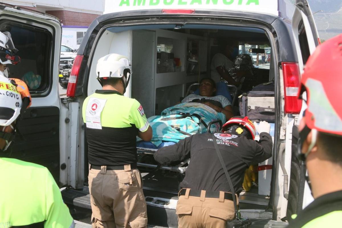 Mujer da a luz en módulo de vacunación covid. Foto: Israel Santacruz.