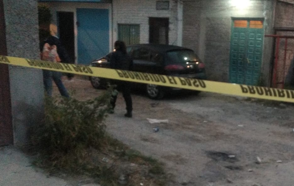 El elemento de seguridad murió en el lugar. (Especial)