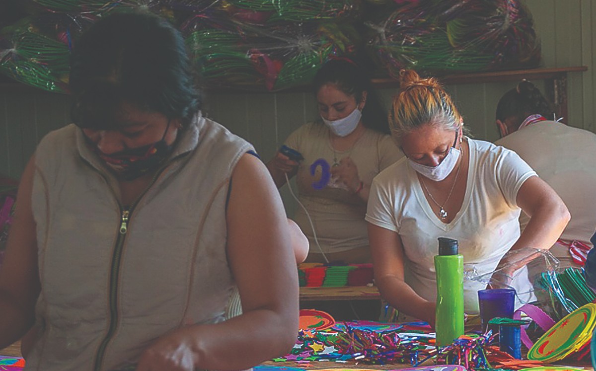 Muchas se dedican al trabajo remunerado. (Tania Contreras)