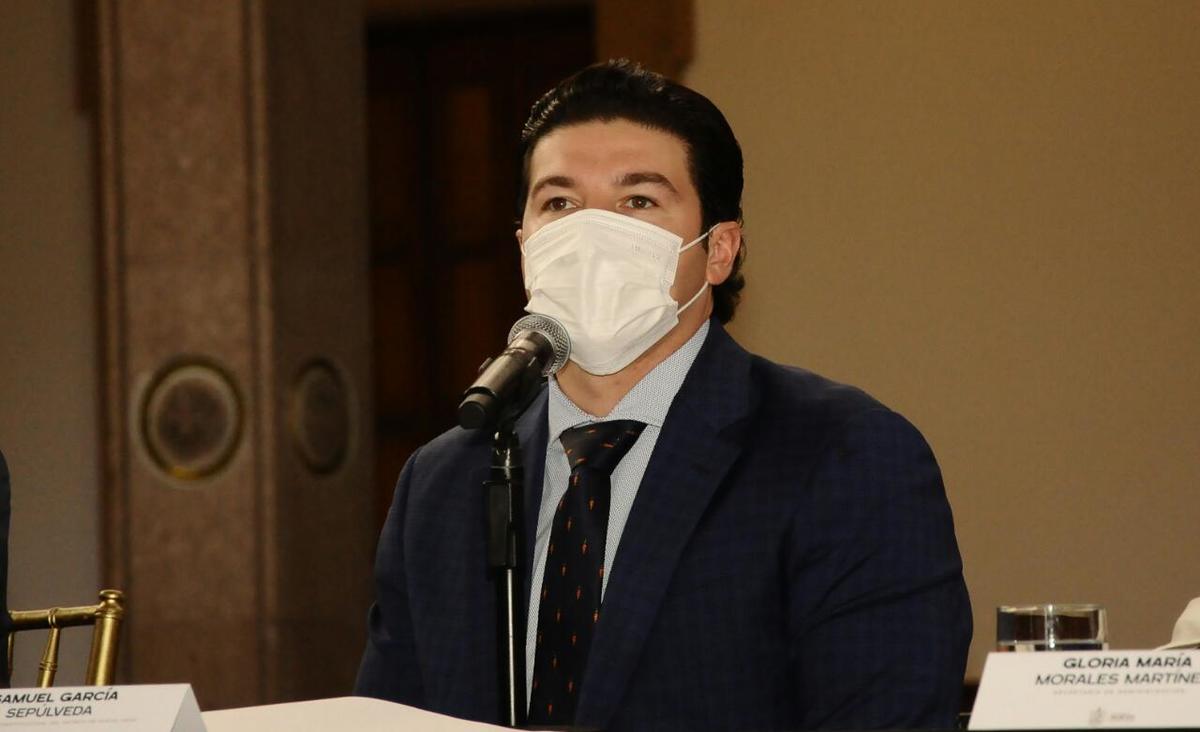 El gobernador de Nuevo León, Samuel García, en el Palacio de Gobierno. Foto: Raúl Palacios