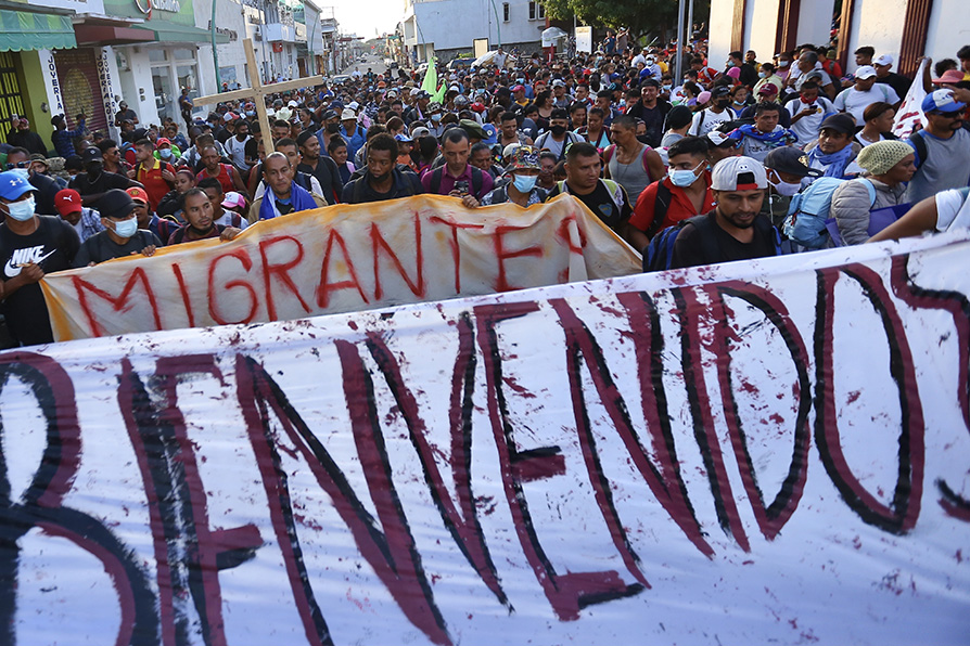 El nombre de la caravana migrante es “por la libertad, la dignidad y la paz”. | Ariel Ojeda