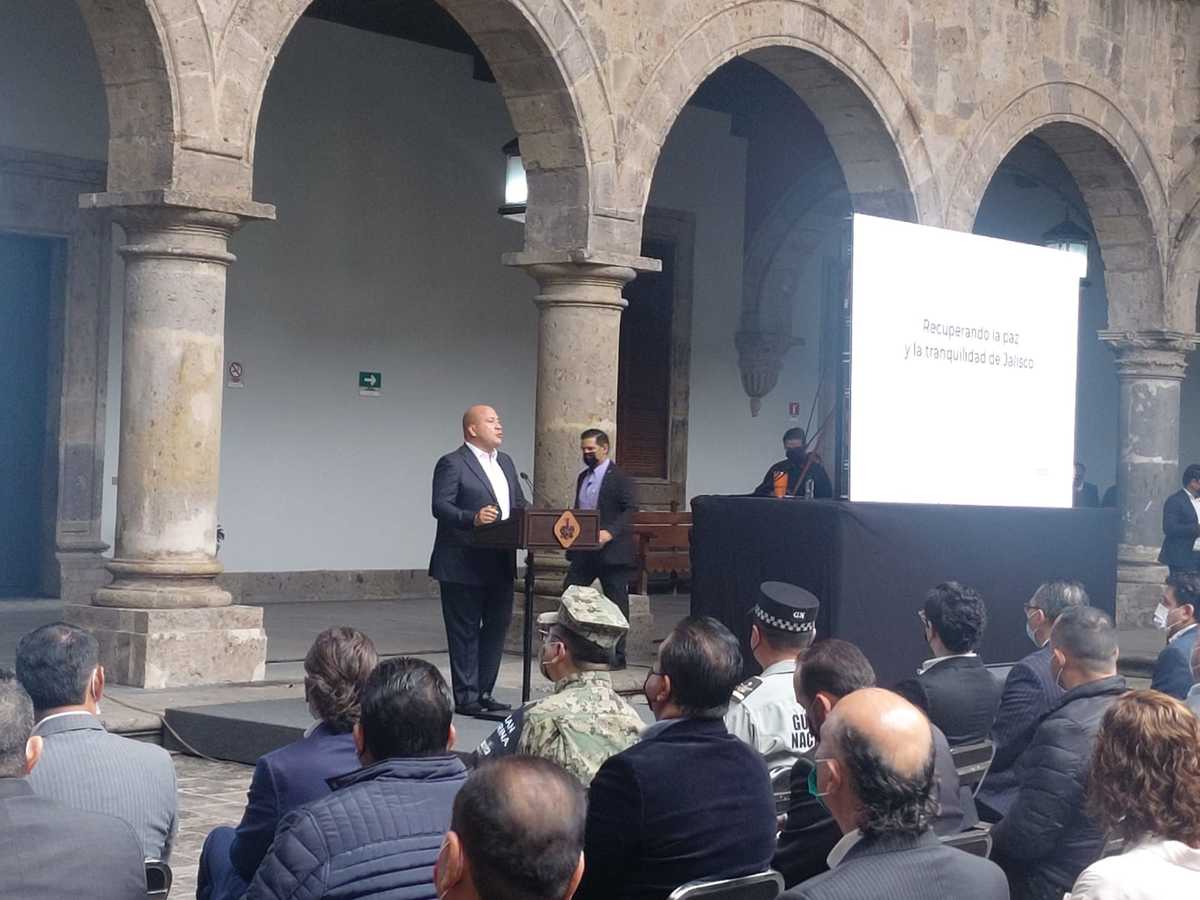 Presenta Enrique Alfaro su Tercer Informe de Seguridad. (Rosario Álvarez)
