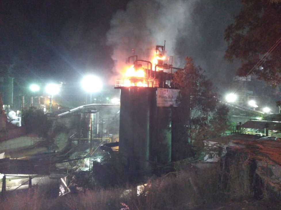 No hay reporte de personas heridas o de la causa del incendio. | @Bomberos_CDMX
