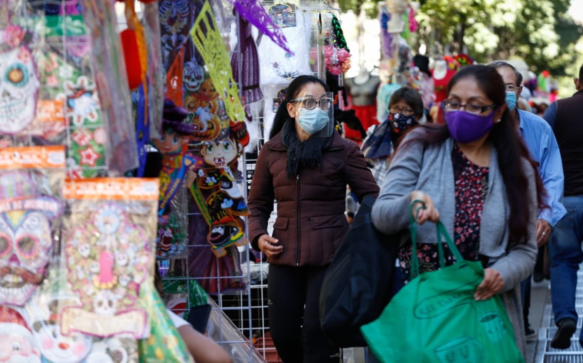 El especialista aseguró que se está investigando la detección de dos variantes de covid en un pacinte en México. | Araceli López