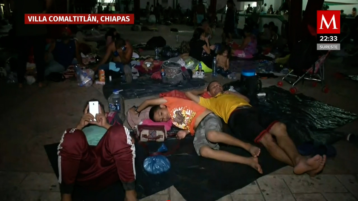 La caravana de migrantes retomó su camino hacia Villa Comatitlán