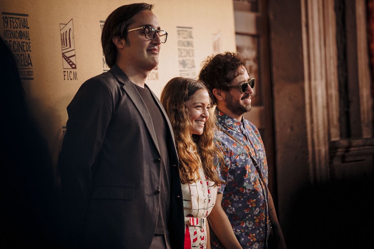 Julio Chavezmontes, Natalia Lafourcade y Sebastián Hoffman en la inauguración del FICM (ESPECIAL).