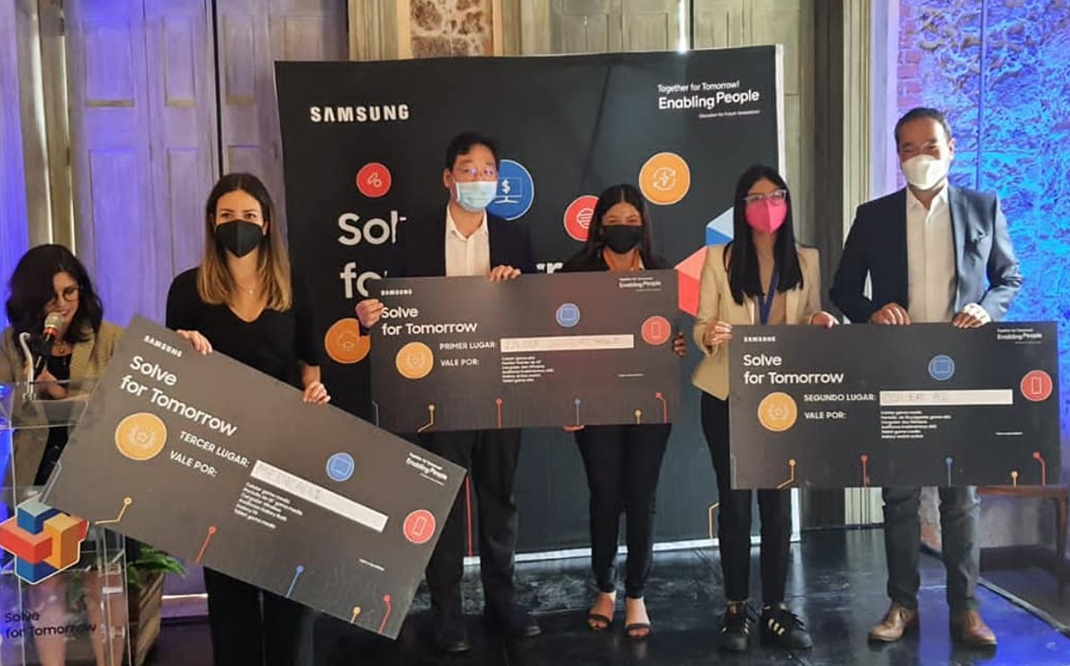 Samsung premia a alumnos de Tamaulipas por proyecto para separar agua dulce y salada. (Cortesía)