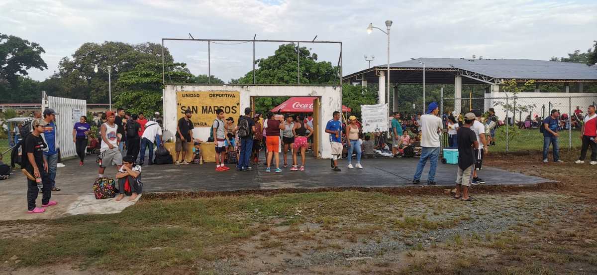 Caravana llega al municipio de Acacoyagua, Chiapas, | Abraham Jiménez