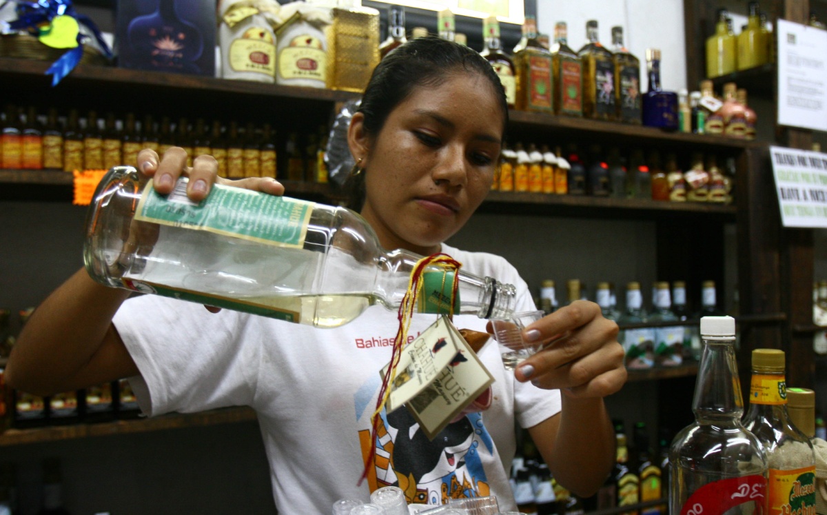 El consumidor lo que hace es optar por aquellas bebidas más altas y con otro tipo de calidad, afirman. Foto:  Nelly Salas