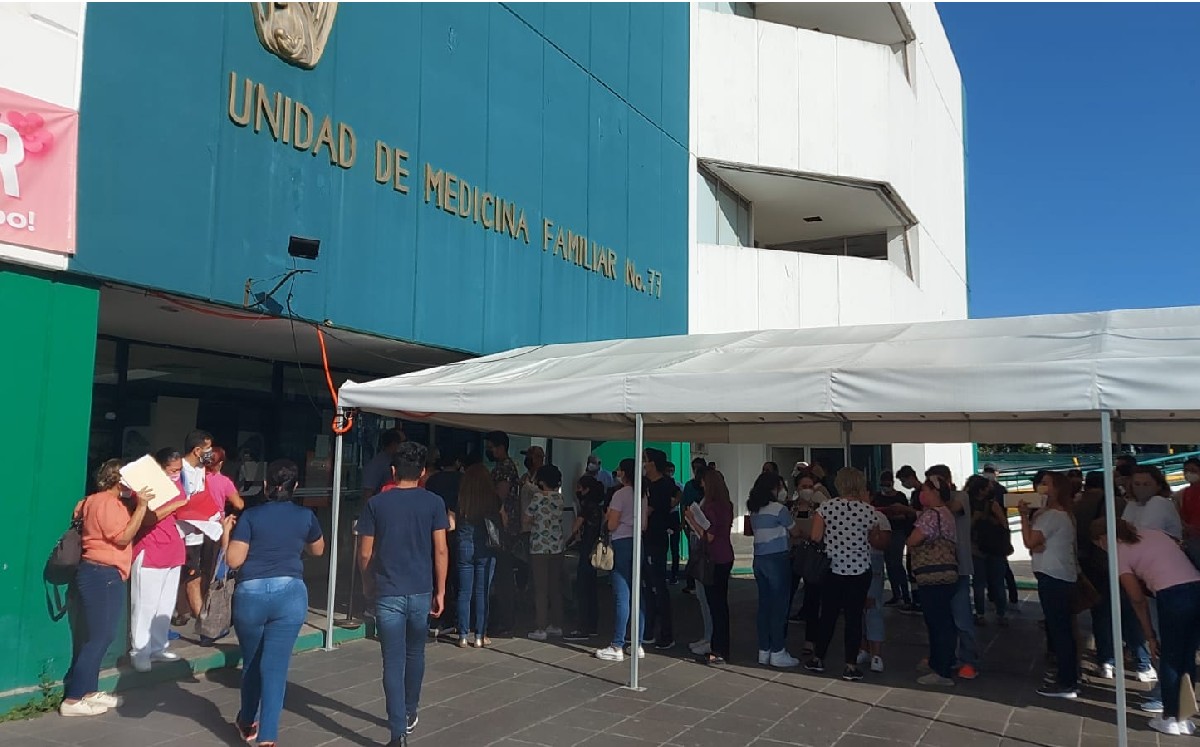 Vacunan a menores con comorbilidades en el IMSS de Ciudad Madero. (Antonio Campos)