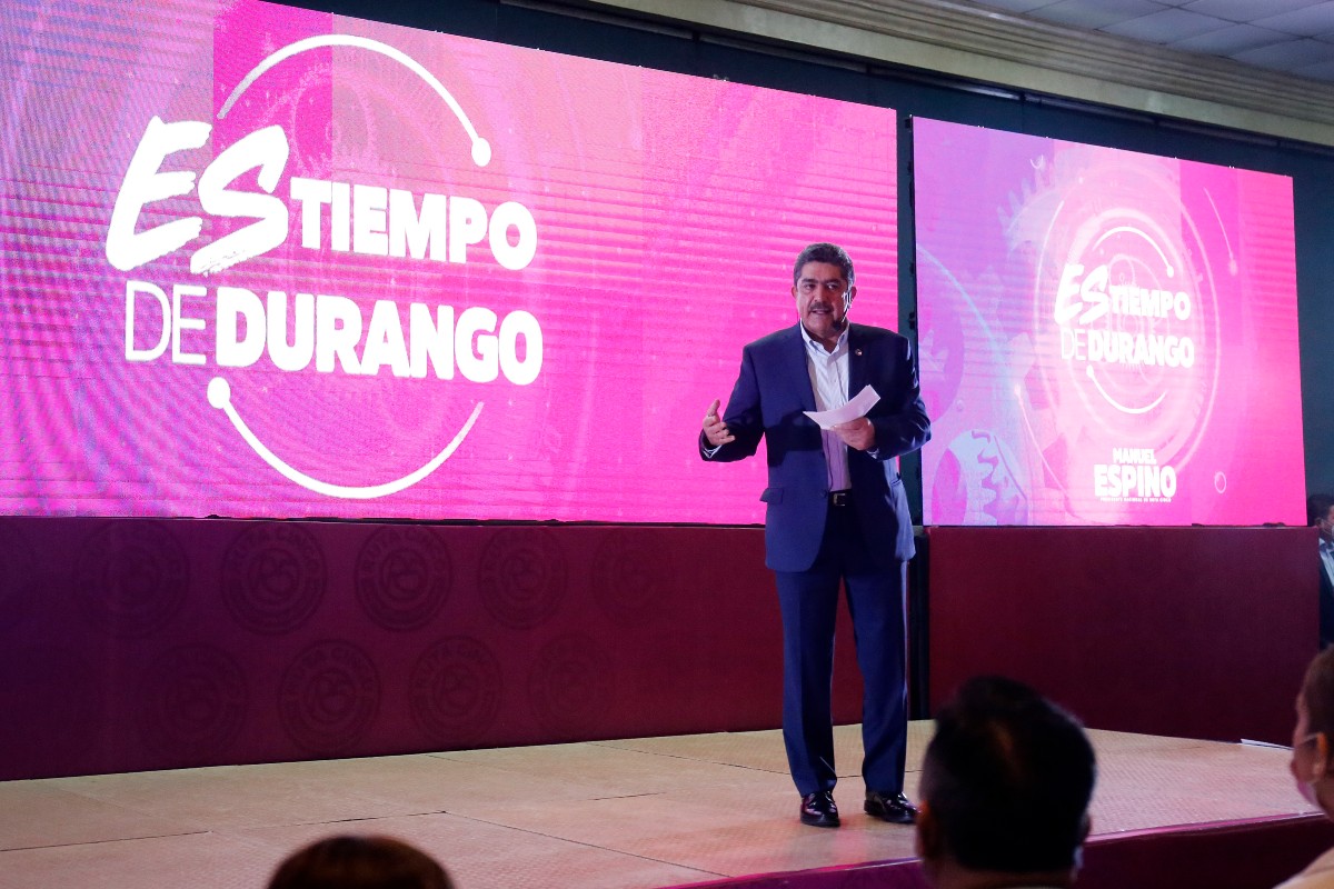 Manuel Espino presentó a los ciudadanos un proyecto enfocado en el desarrollo. | Rolando Riestra