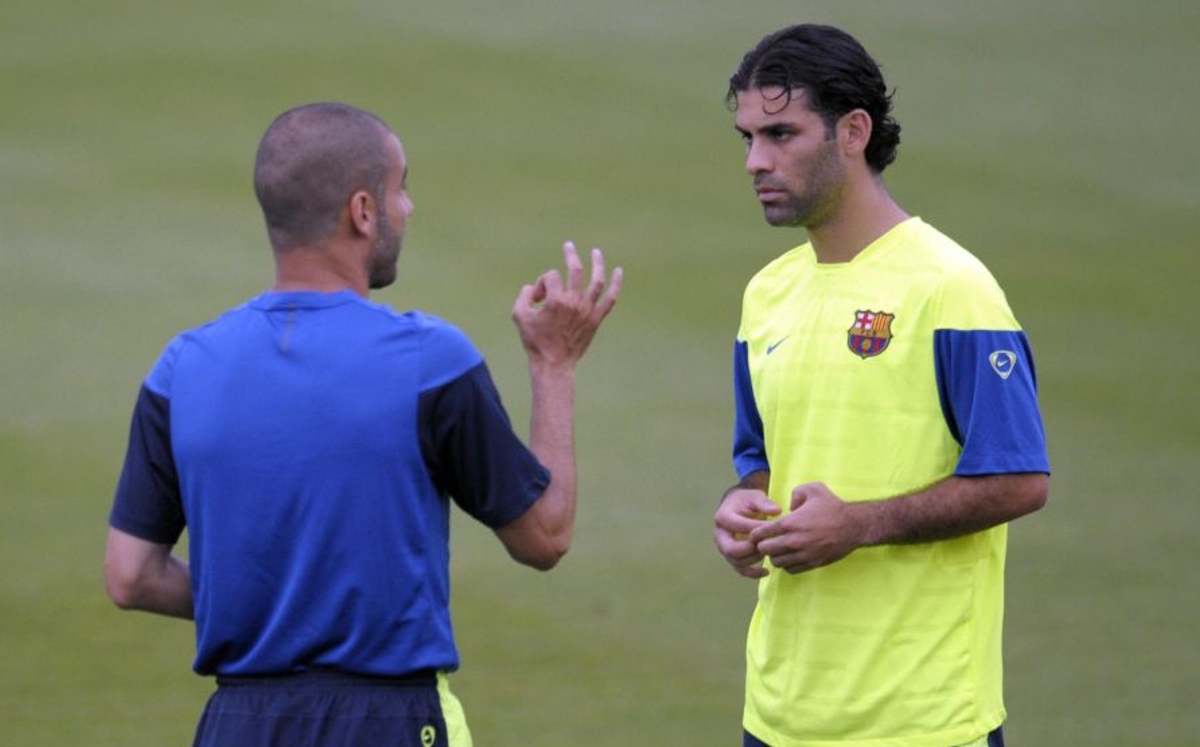 Pep Guardiola y Rafael Márquez en el Barcelona (AFP)